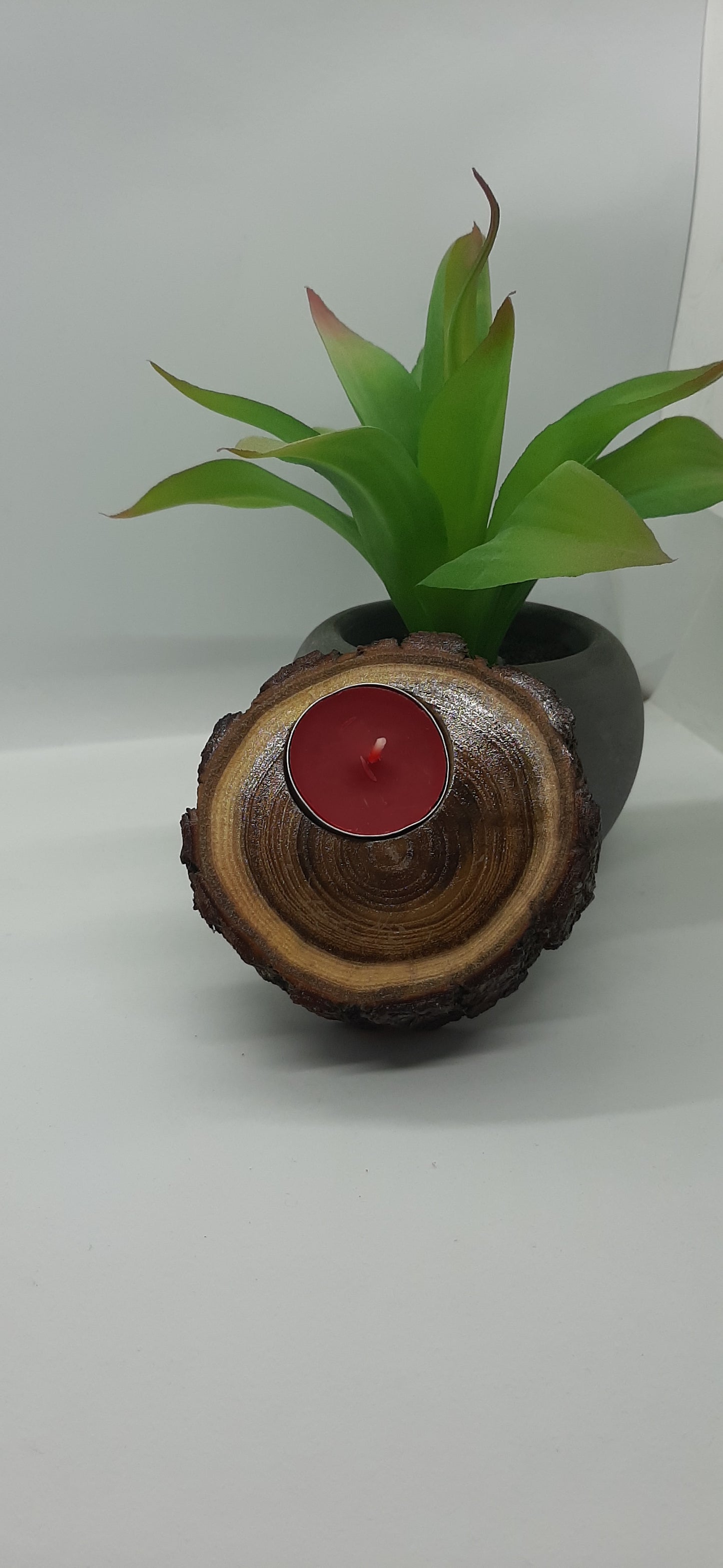 Single Rustic Timber Tealight Holder